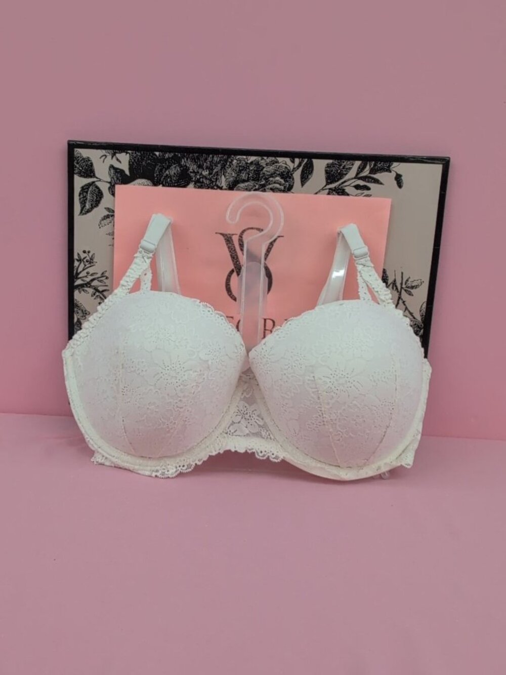 Victoria's Secret PINK Wink Super Push Up Lace Balconette Bra 38DD Coconut White